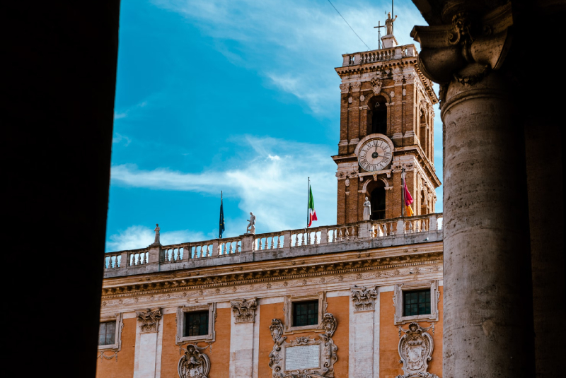 Indagine Campidoglio: il commento di Emanuele Fierimonte su Radio Roma Capitale